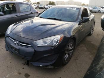  Salvage Hyundai Genesis