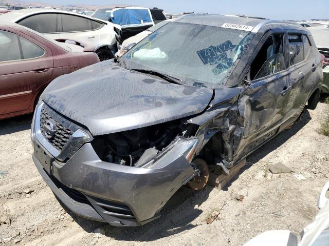  Salvage Nissan Kicks