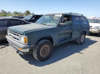  Salvage Chevrolet Blazer