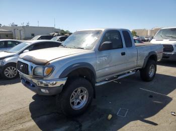  Salvage Toyota Tacoma