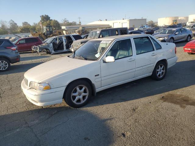  Salvage Volvo S70