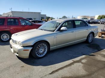  Salvage Jaguar Xj8