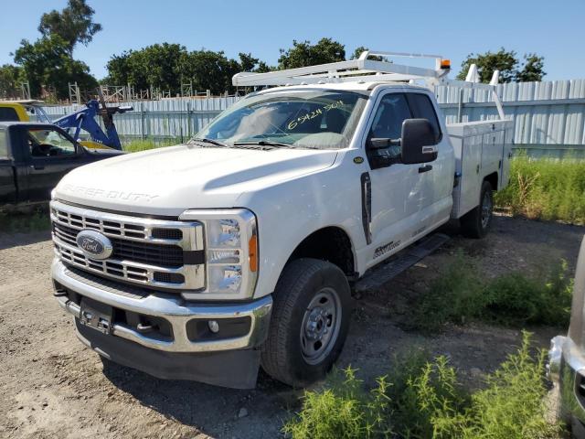  Salvage Ford F-350