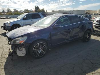  Salvage Volvo S60