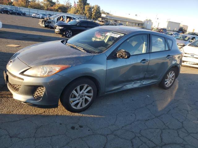  Salvage Mazda 3