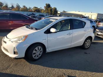  Salvage Toyota Prius