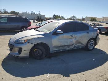  Salvage Mazda 3