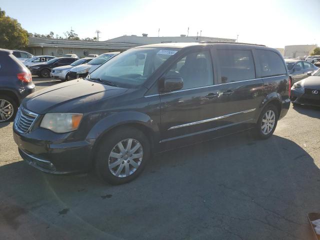  Salvage Chrysler Minivan