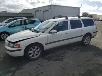  Salvage Volvo V70