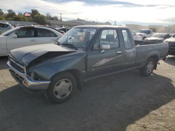  Salvage Toyota Pickup