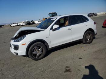  Salvage Porsche Cayenne