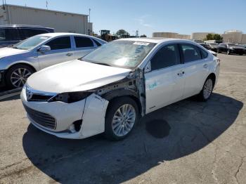  Salvage Toyota Avalon