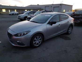  Salvage Mazda 3