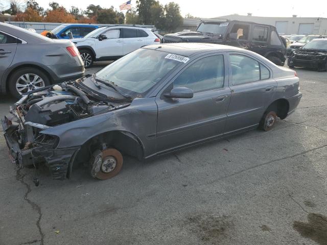  Salvage Volvo S60