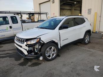  Salvage Jeep Compass