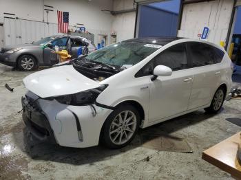  Salvage Toyota Prius