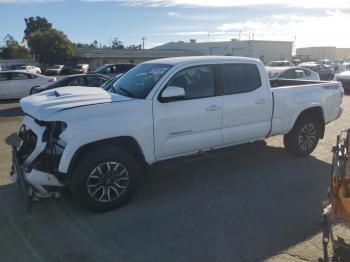  Salvage Toyota Tacoma