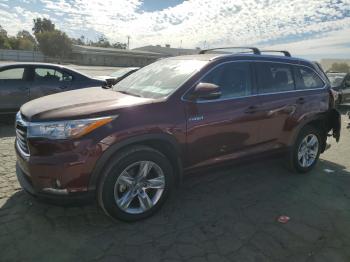  Salvage Toyota Highlander