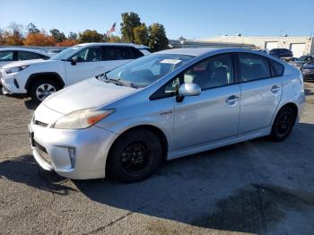  Salvage Toyota Prius