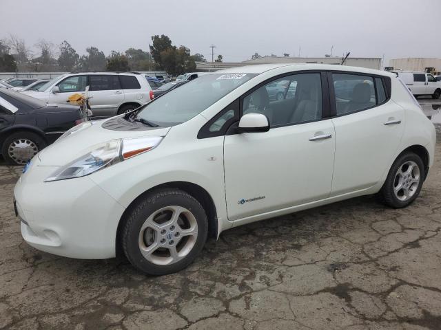  Salvage Nissan LEAF