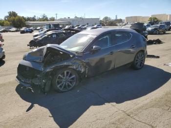  Salvage Mazda 3