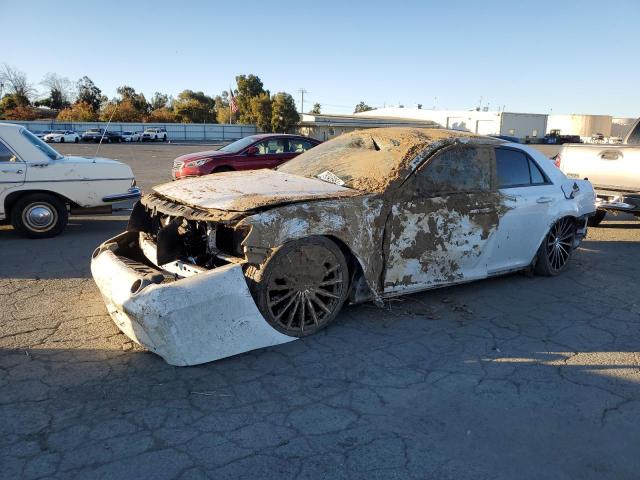  Salvage Chrysler 300