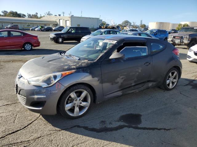  Salvage Hyundai VELOSTER