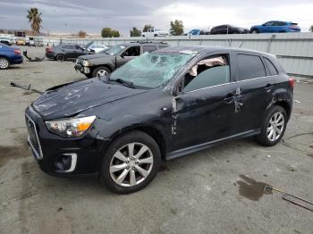  Salvage Mitsubishi Outlander