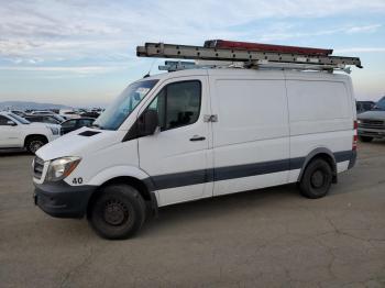  Salvage Mercedes-Benz Sprinter