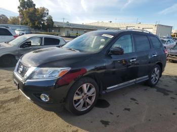  Salvage Nissan Pathfinder