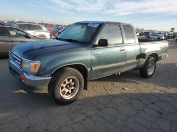  Salvage Toyota T100