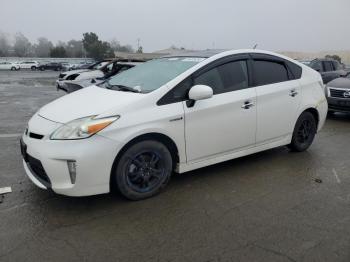  Salvage Toyota Prius