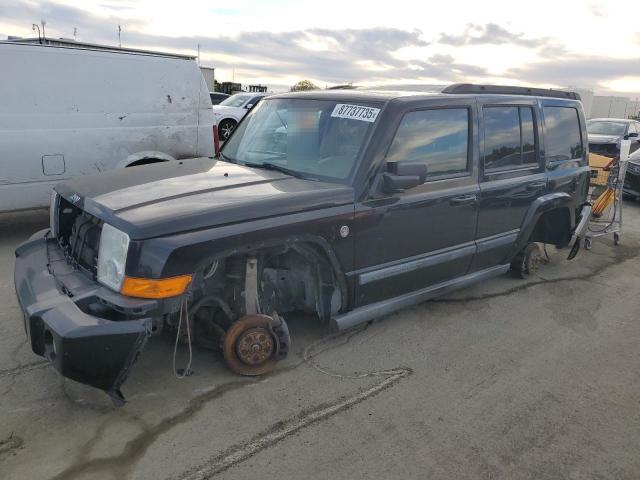  Salvage Jeep Commander