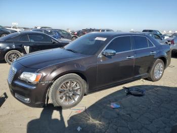  Salvage Chrysler 300