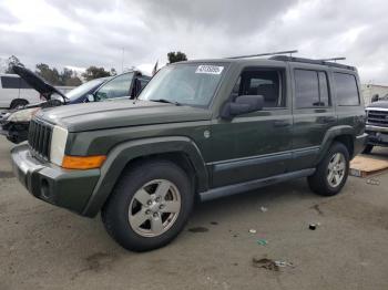  Salvage Jeep Commander