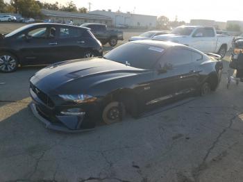  Salvage Ford Mustang