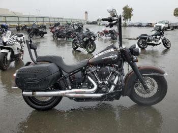  Salvage Harley-Davidson Flhcs