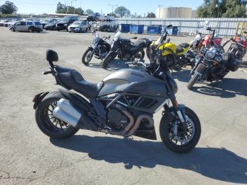  Salvage Ducati Diavel