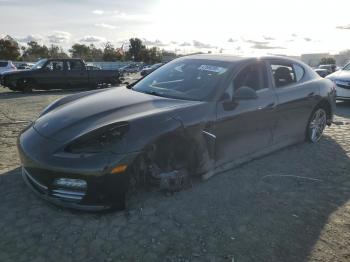  Salvage Porsche Panamera