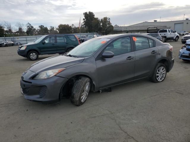  Salvage Mazda 3