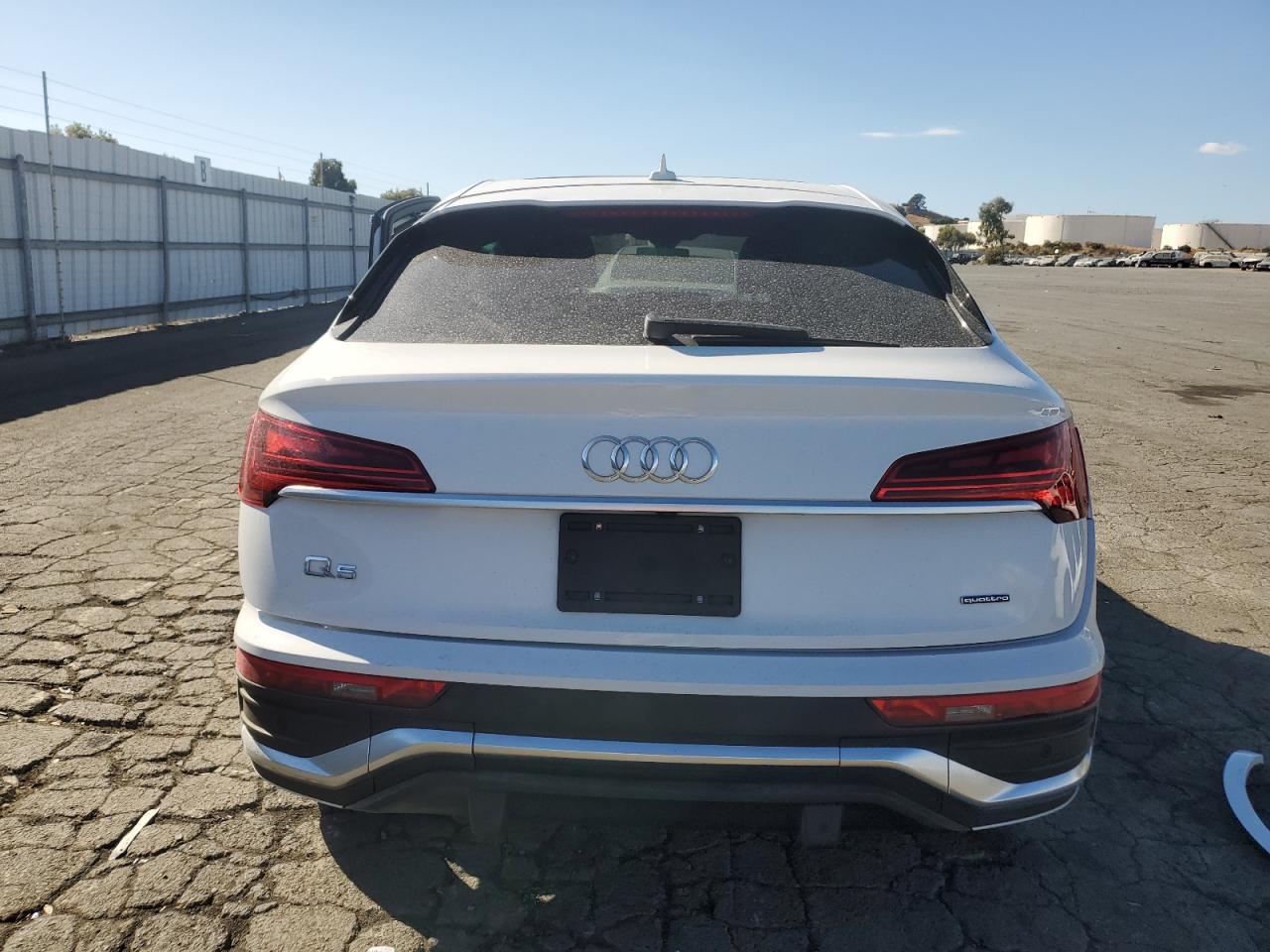 Audi Q5 Sportback Premium Plus Image 10