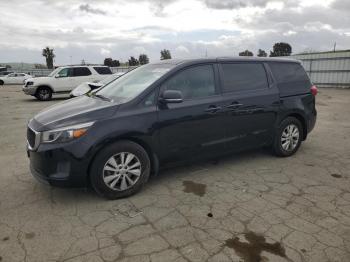  Salvage Kia Sedona