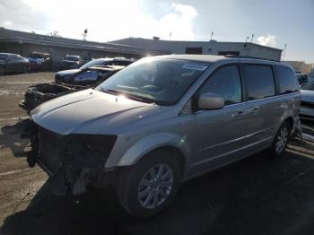  Salvage Chrysler Minivan