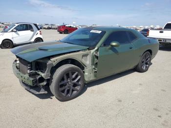  Salvage Dodge Challenger
