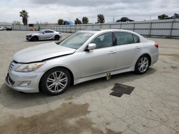  Salvage Hyundai Genesis