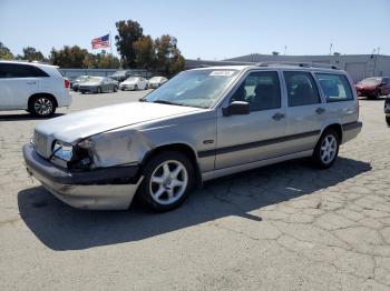  Salvage Volvo 850