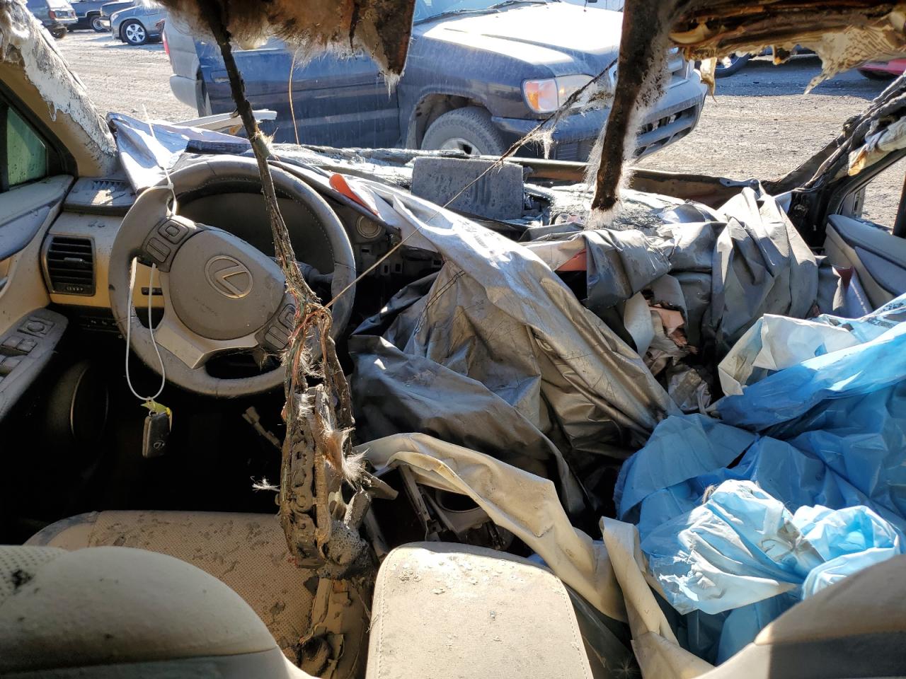 Lexus NX 200t Base Image 8