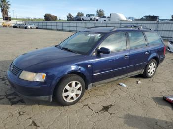  Salvage Volkswagen Passat