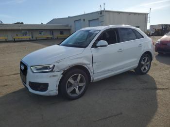  Salvage Audi Q3