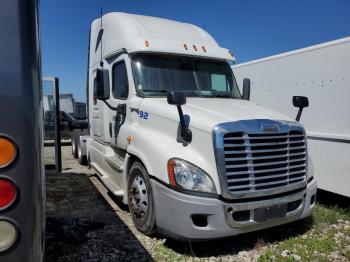  Salvage Freightliner Cascadia 1